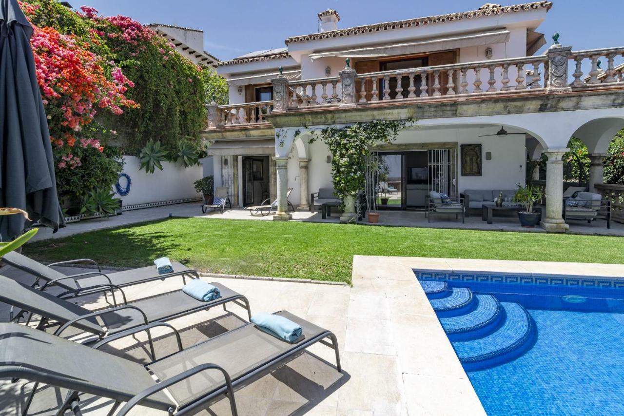 Villa Casakhan, Beautiful Luxury Villa, Марбелья Экстерьер фото