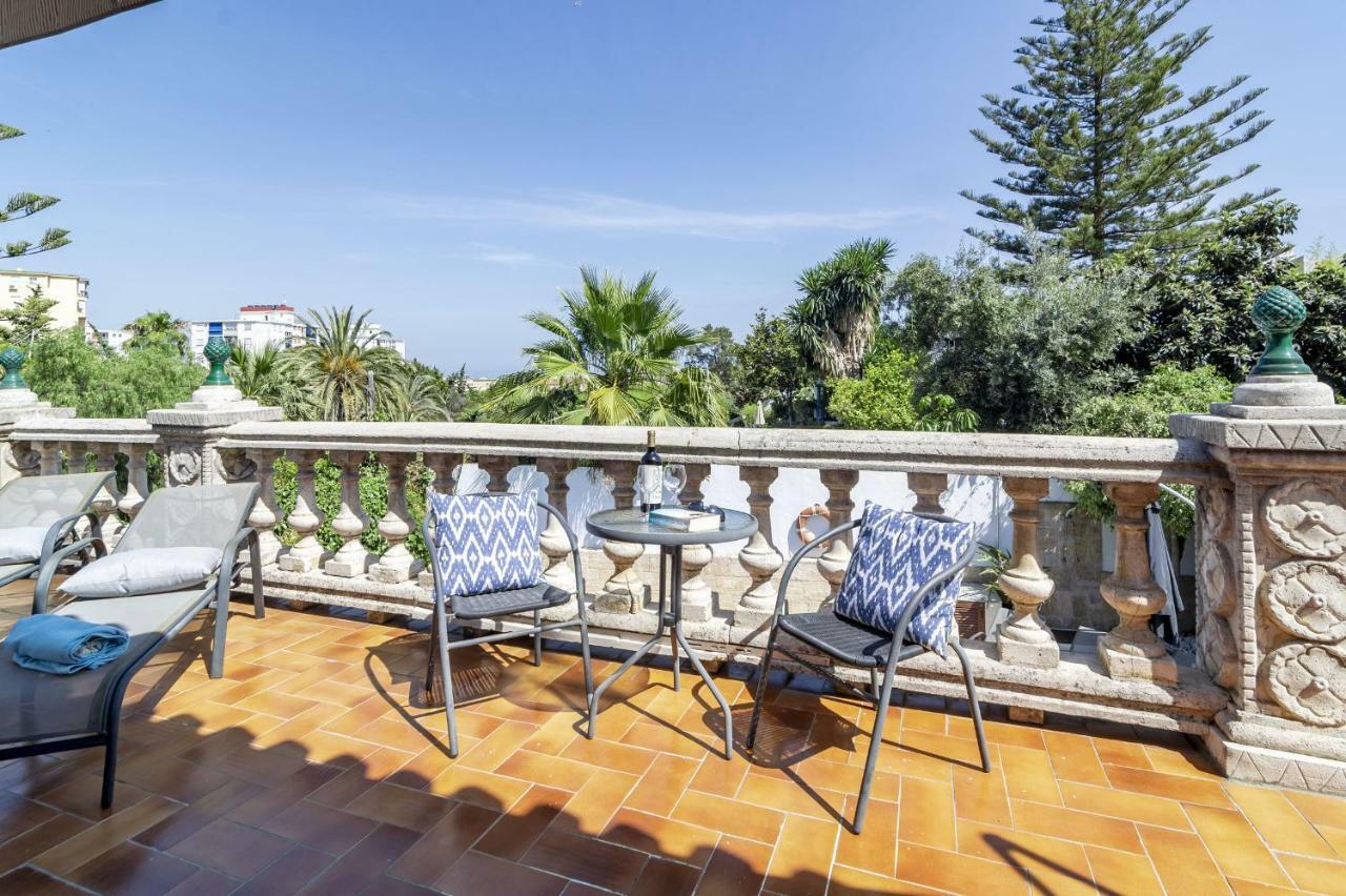 Villa Casakhan, Beautiful Luxury Villa, Марбелья Экстерьер фото